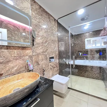 Luxury 7-bed With Pool And Jacuzzi Fethiye *