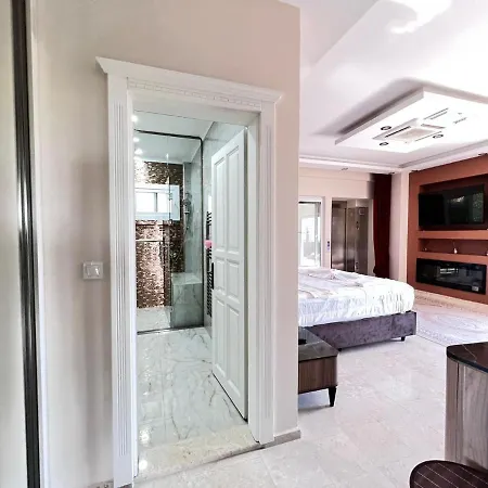 Luxury 7-bed With Pool And Jacuzzi Fethiye Oludeniz