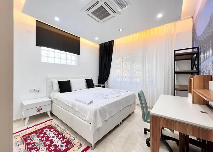 Luxury 7-bed With Pool And Jacuzzi Fethiye Vila