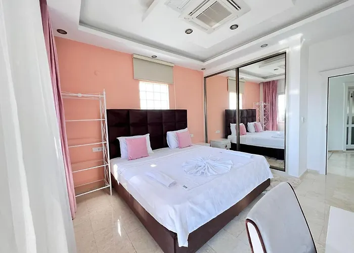 Vila Luxury 7-bed With Pool And Jacuzzi Fethiye Oludeniz