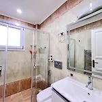 Villa Luxury 7-bed With Pool And Jacuzzi Fethiye