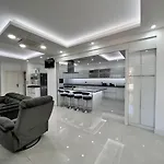 Luxury 7-bed With Pool And Jacuzzi Fethiye Villa Ölüdeniz