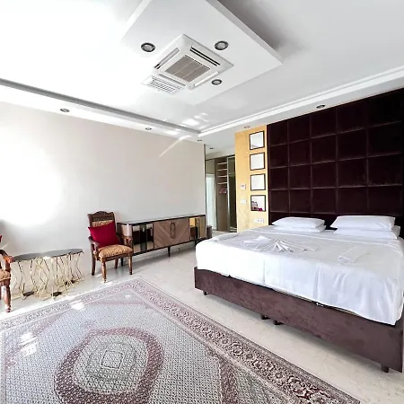 Villa Luxury 7-Bed Villa With Pool And Jacuzzi Fethiye