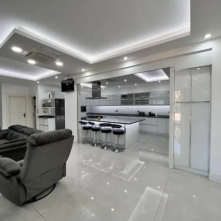 Luxury 7-Bed Villa With Pool And Jacuzzi Fethiye Villa Oludeniz