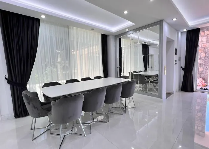 Villa Luxury 7-bed With Pool And Jacuzzi Fethiye *